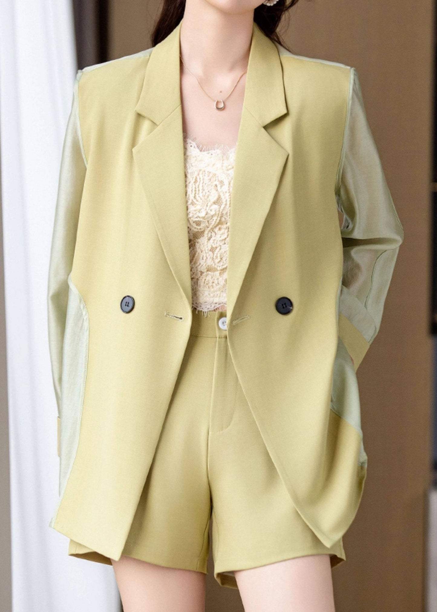 Sheer Sleeve Double-Breasted Blazer　R125