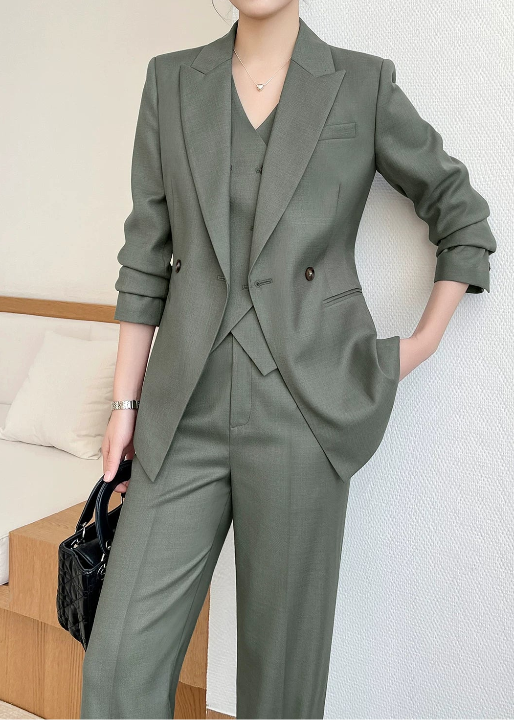 Urban Classic Three-Piece Setup　R80