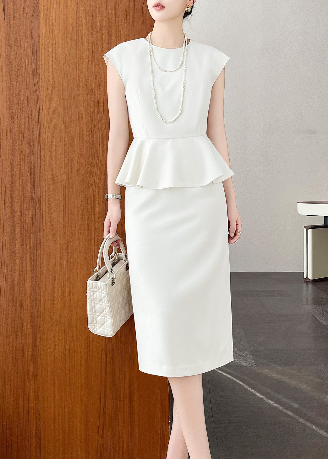 Sleeveless Peplum Top & Pencil Skirt Two-Piece Set　R142