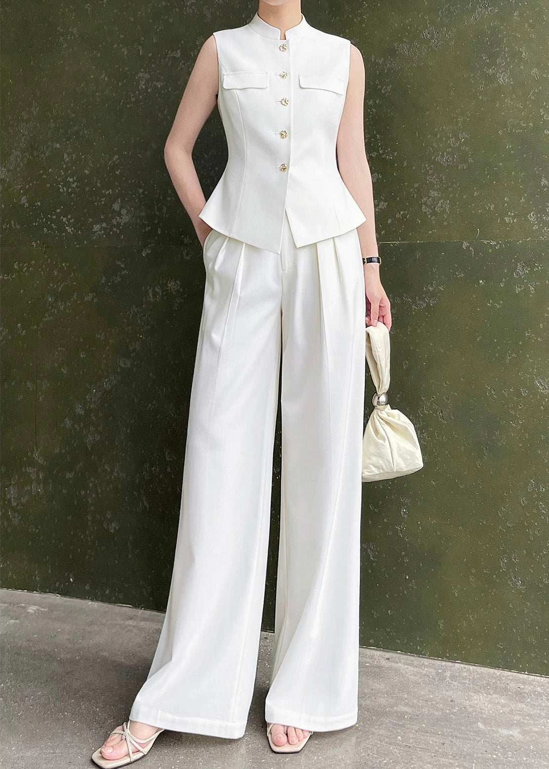 Sleeveless Vest and Pants Set　R138