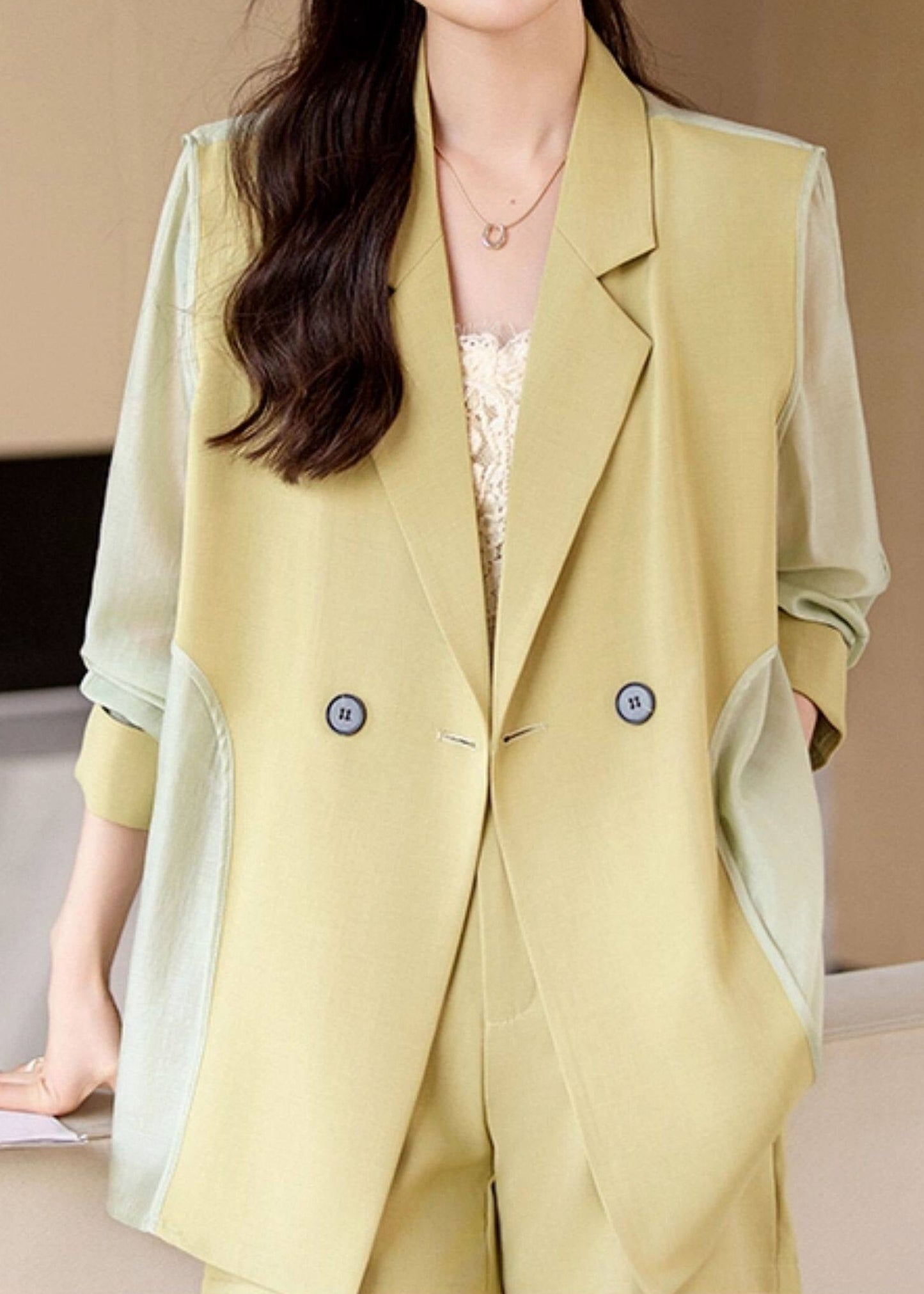 Sheer Sleeve Double-Breasted Blazer　R125