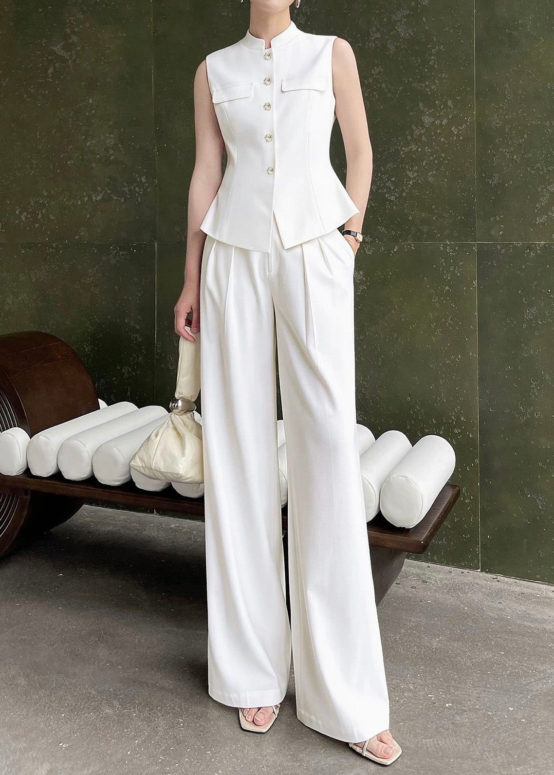 Sleeveless Vest and Pants Set　R138
