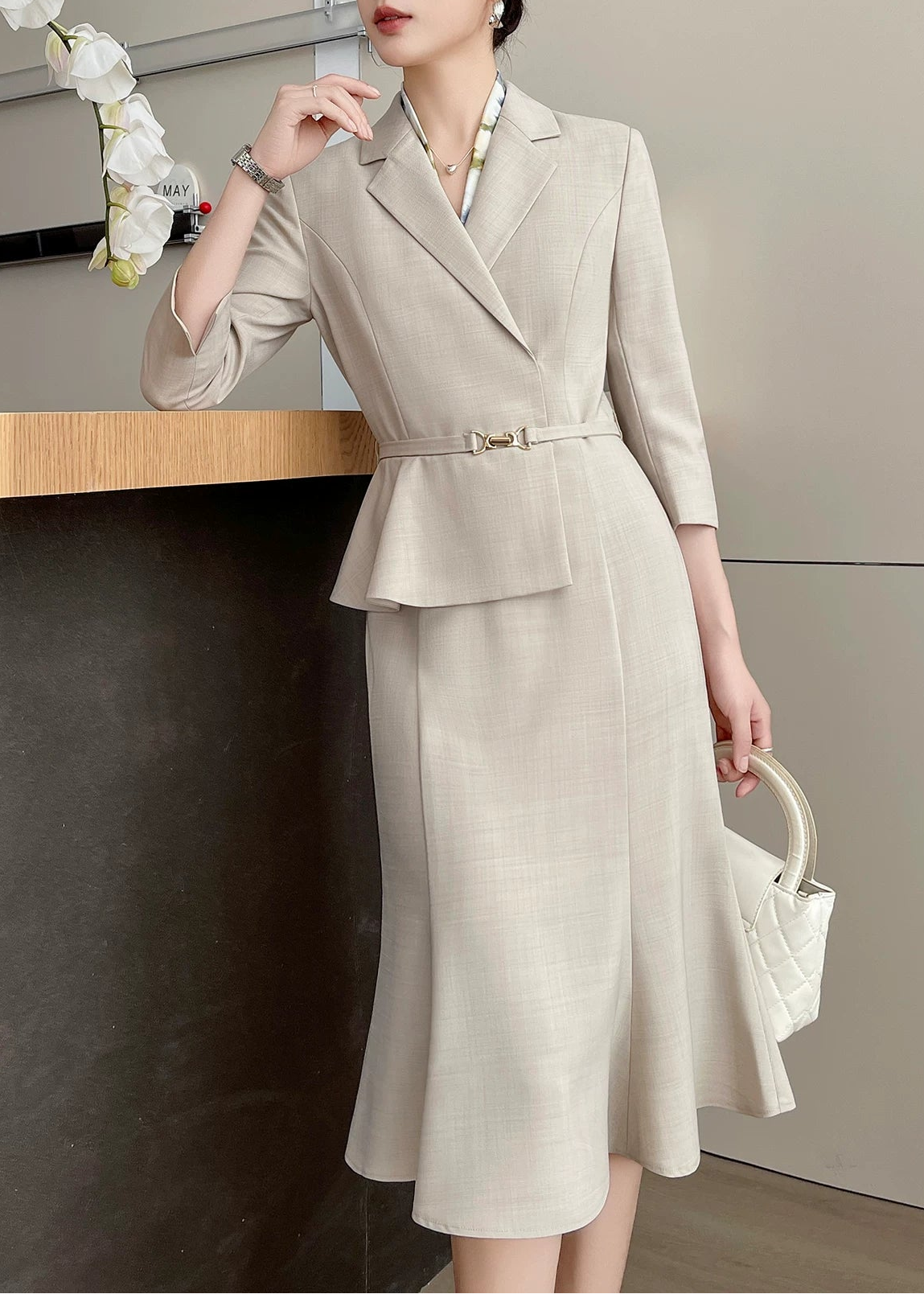 Tailored Belted Flare Midi Dress　R92